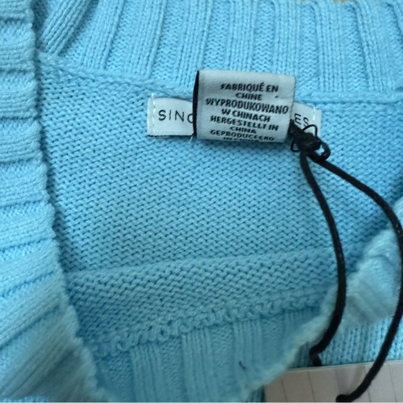 Sincerely Jules Women’s Size L Oui Oversized Cropped Sweater Top Light Blue NWT - Picture 4 of 8